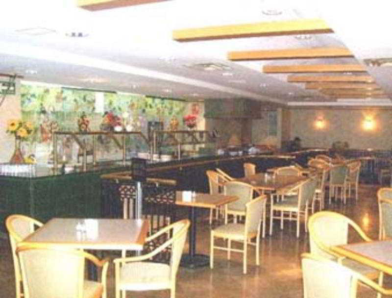 维多利亚城珠穆朗玛峰酒店 餐厅 照片